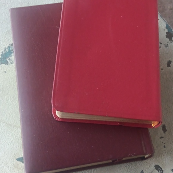 2 Vtg Leather Bound Gold Edged Pages Books - Picture 4 of 8